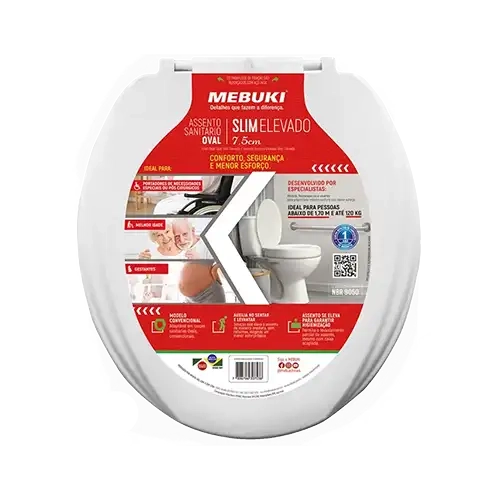 Embalagem comercial de formato circular do Assento Sanitário Oval Slim Elevado 7,5cm Mebuki com Tampa, com rótulo central vermelho e branco destacando ilustrações de um cadeirante, idosos e uma gestante. Ao centro, há a foto de um banheiro adaptado com vaso sanitário e barra de apoio, além de selos de garantia e código de barras na parte inferior.